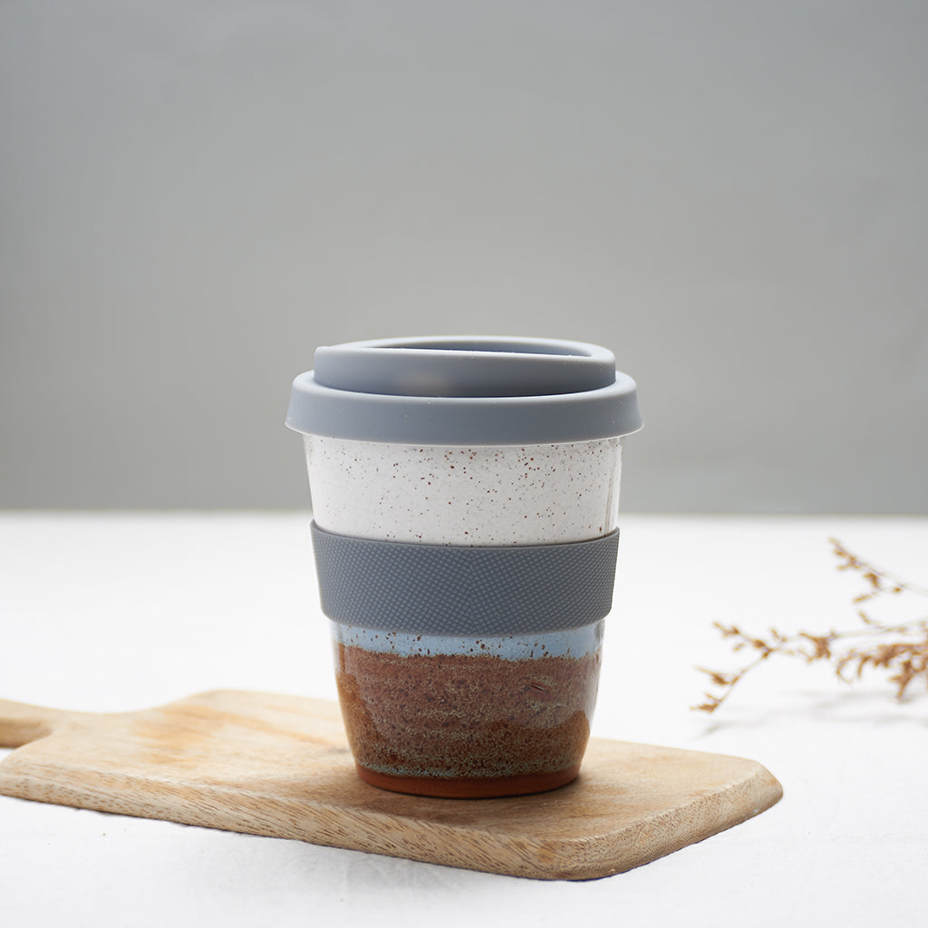 Hazy skyline Travel Latte Cup