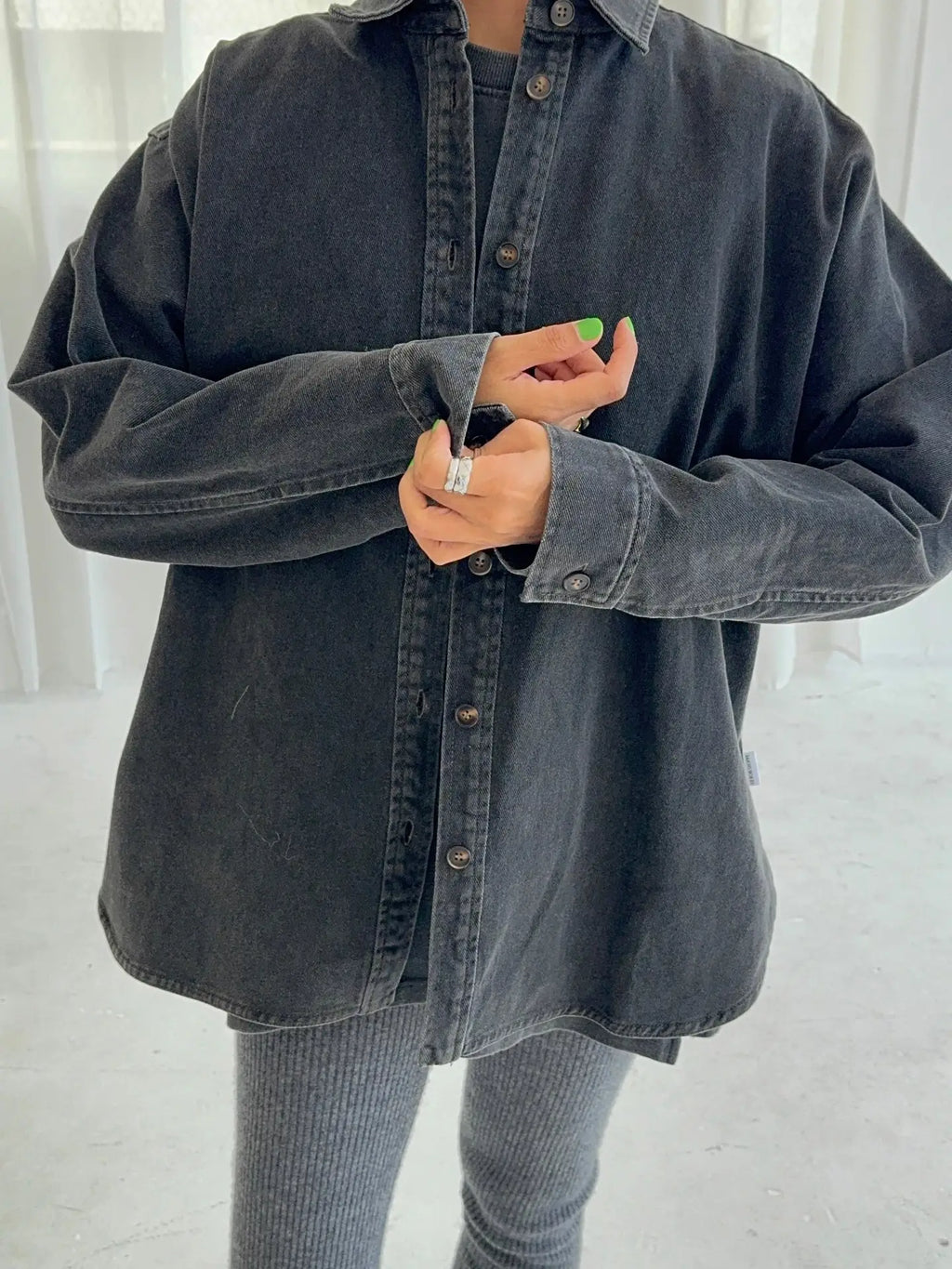 Le Bon Shoppe Theo Black Denim Jacket